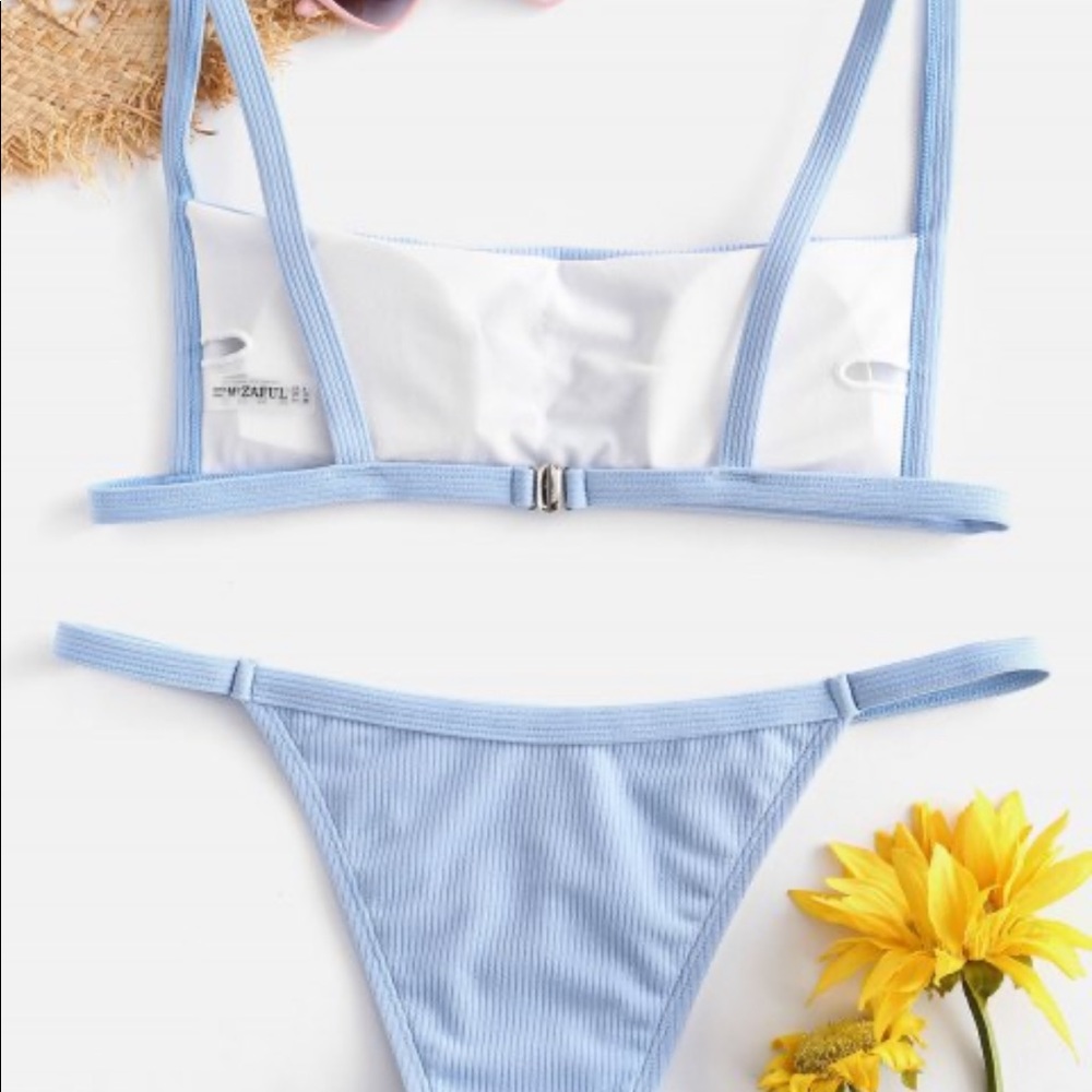 Zaful Ribbed Hook Steing Bikini Set - Picture 2 of 4